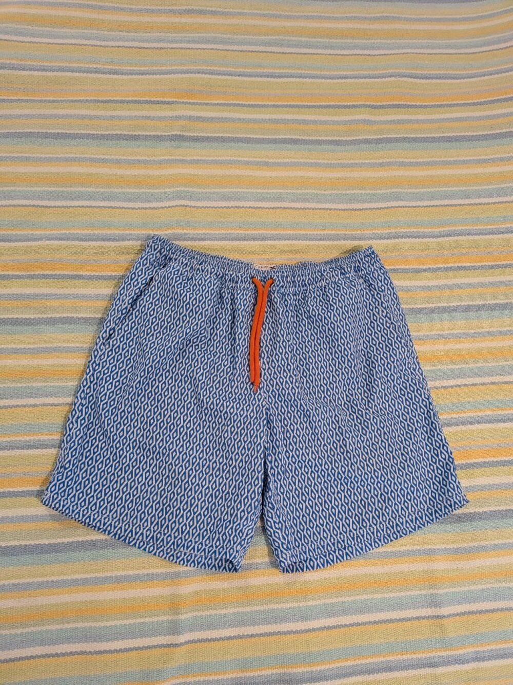 ⭐ Men's J.Crew blue & white print Flex Swim Trunks size large